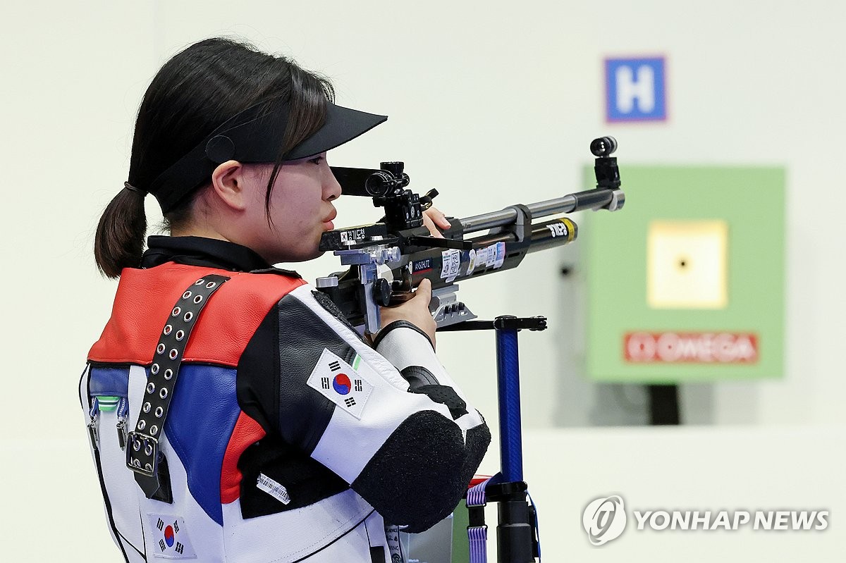 AC米兰vs那不勒斯全场数据：射门数13-9，射正数5-4