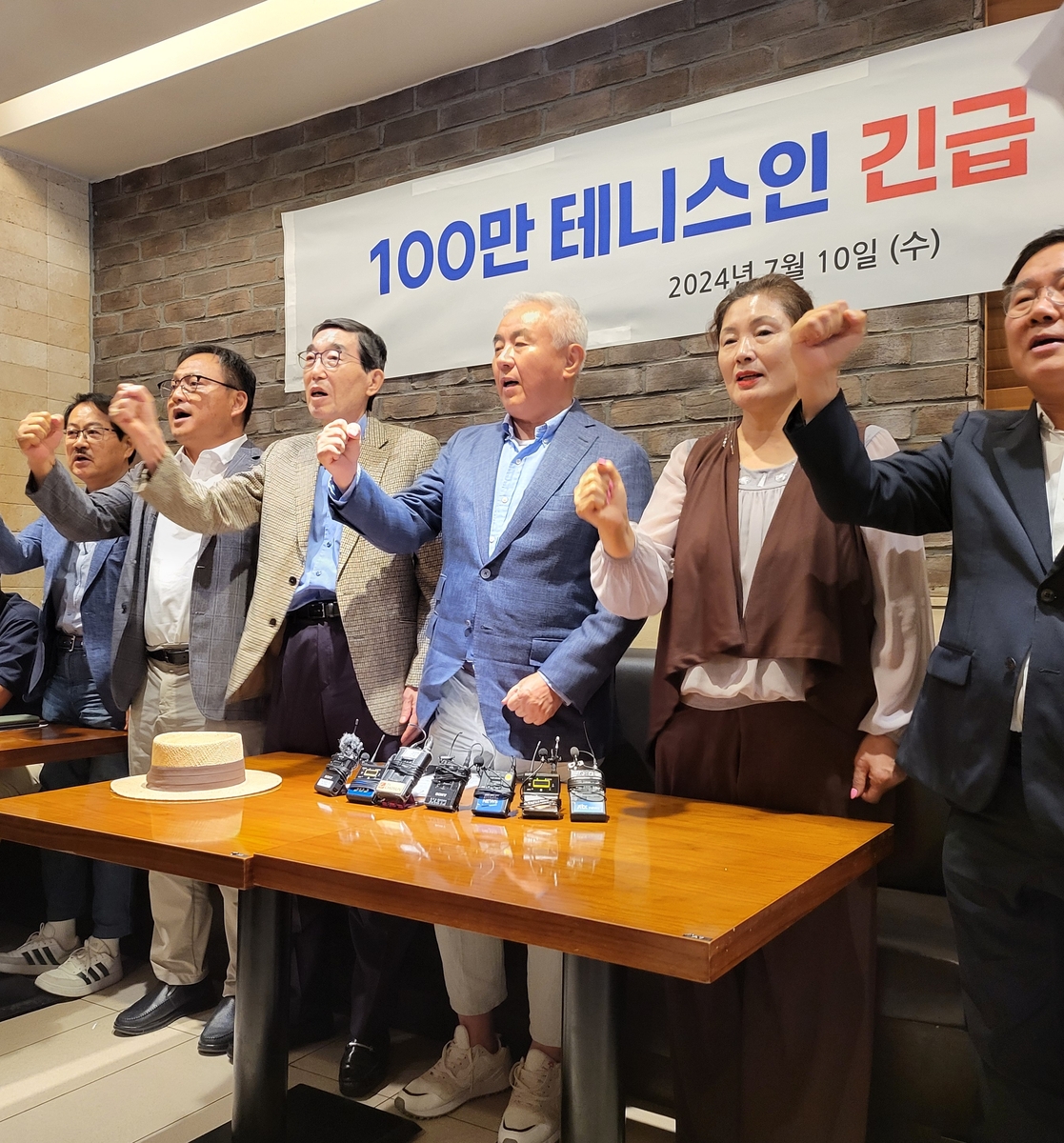 纽卡主帅：我很满意球队今天的比赛表现 若我们保持这样的发挥 胜利自然会来