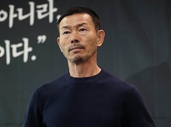 湖人第三节净负掘金22分，三节战罢掘金94-78反超湖人16分